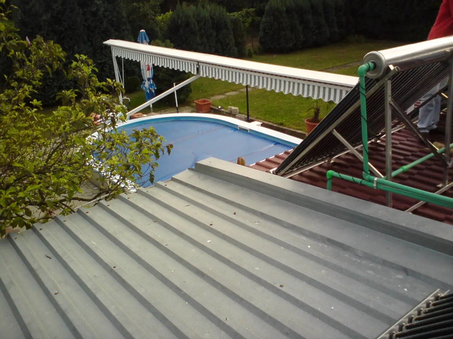 solar swimming pool heating system